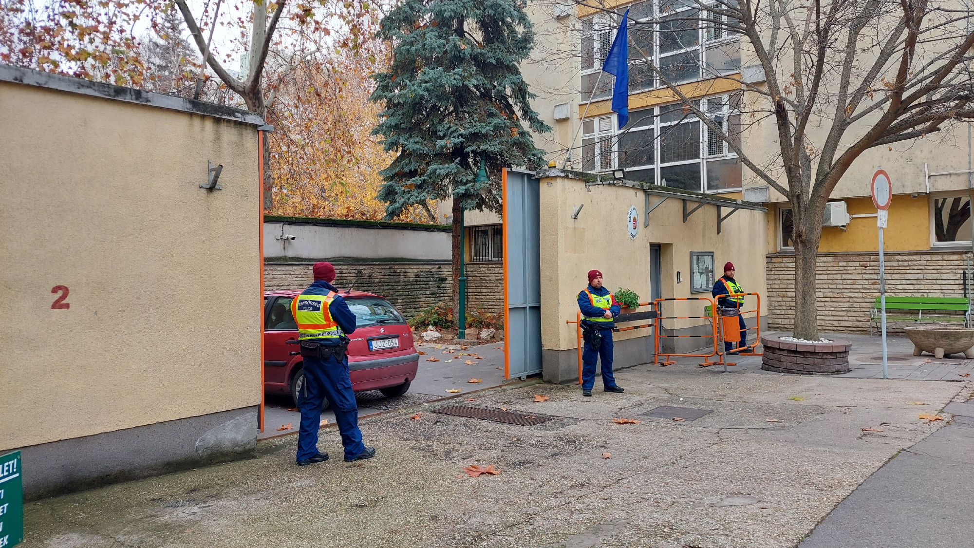 Szinte folyamatosan költöztetik a javítóintézetben lévő fiatalokat