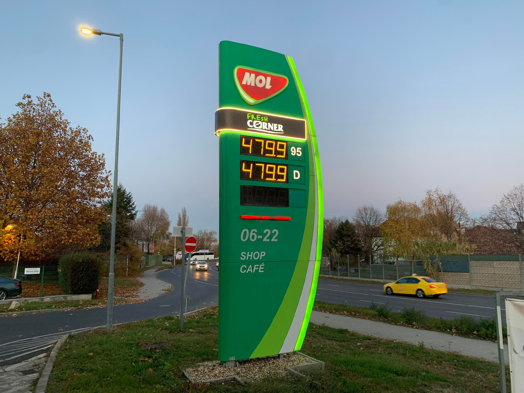 Az ezerforintos benzin meséje
